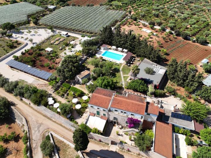 Masseria Montepaolo Dimora Di Charme Конверсано Екстериор снимка