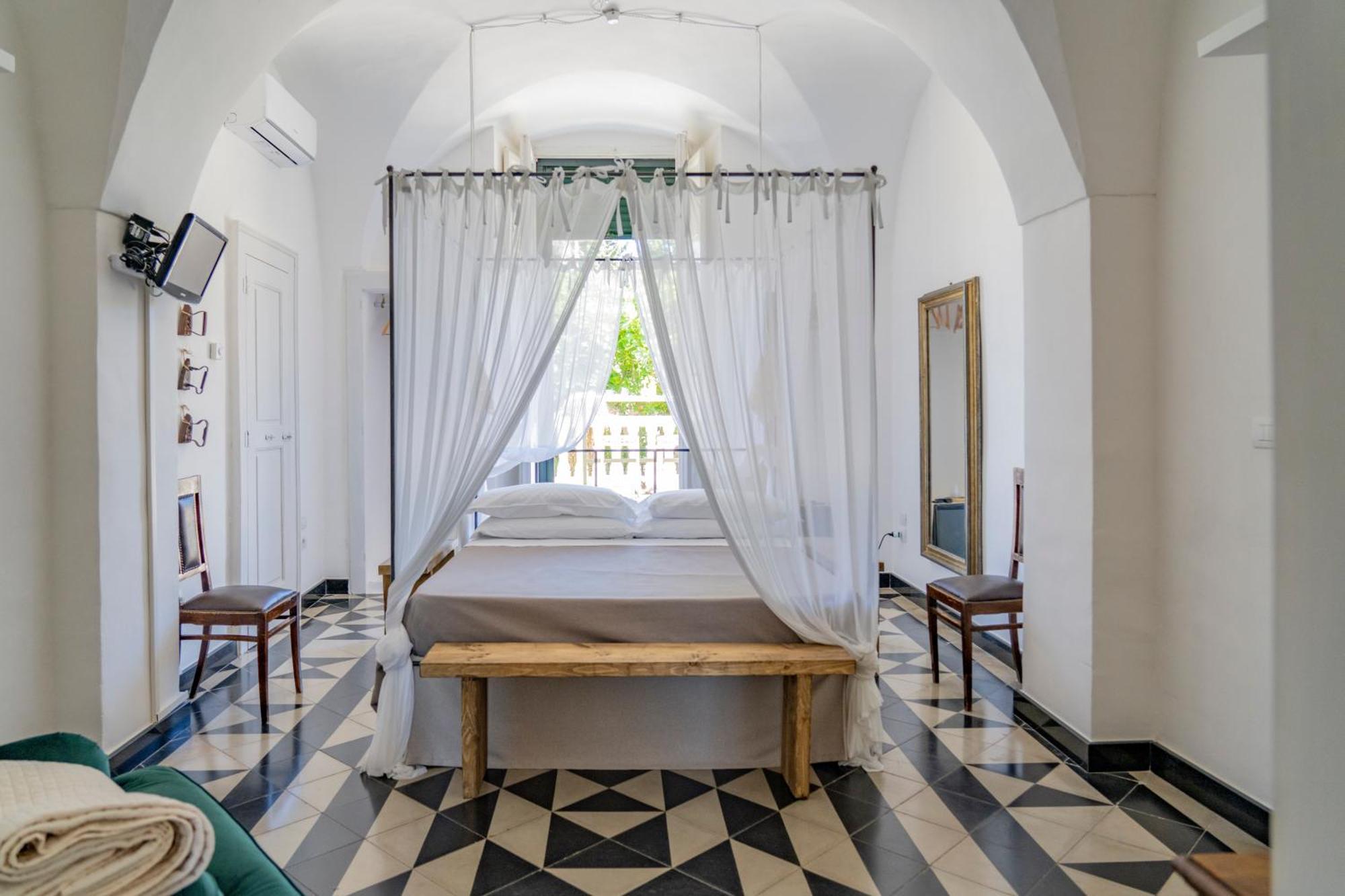 Masseria Montepaolo Dimora Di Charme Конверсано Екстериор снимка